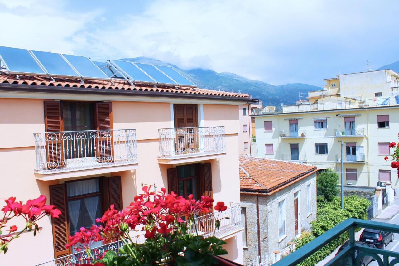 Hotel Pisacane ซาปรี ภายนอก รูปภาพ