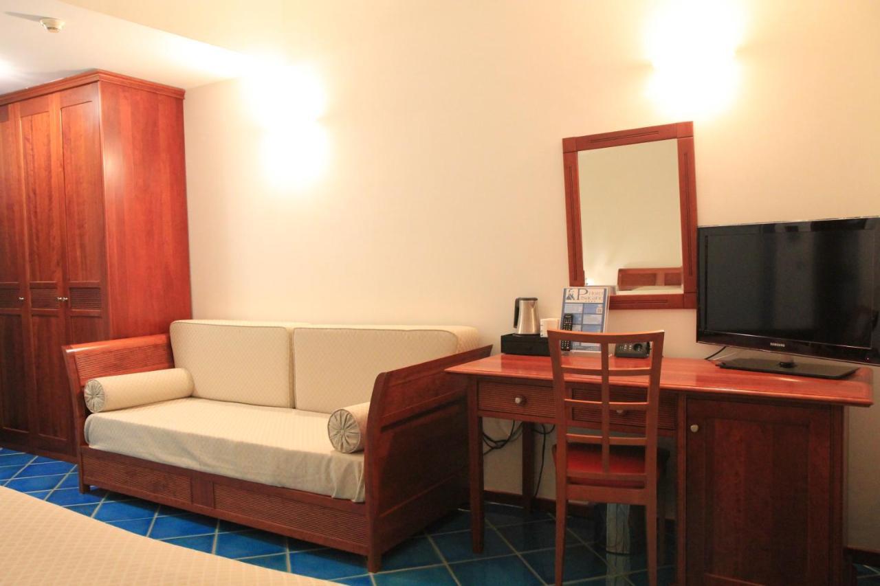 Hotel Pisacane ซาปรี ภายนอก รูปภาพ