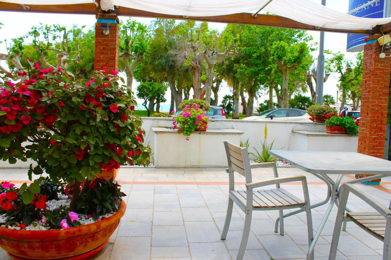 Hotel Pisacane ซาปรี ภายนอก รูปภาพ