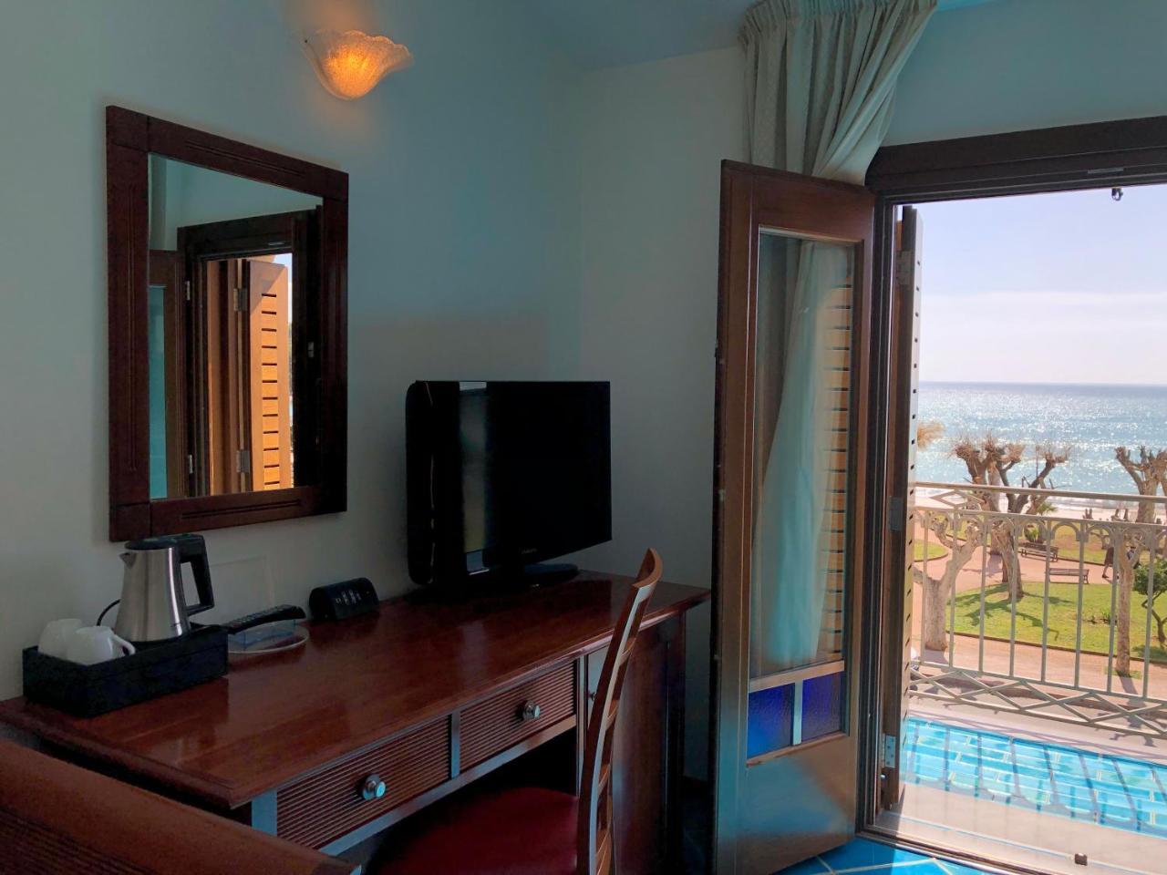 Hotel Pisacane ซาปรี ภายนอก รูปภาพ